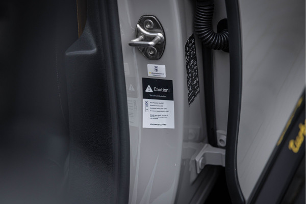 Porsche Panamera Sport Turismo 4.0 Turbo S E-Hybrid 700pk Sport-Design Akrapovic Carbon Burmester 4-wielsturing