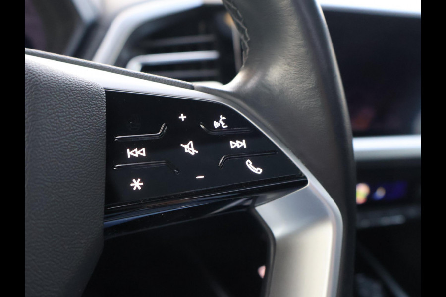 Audi Q4 e-tron 35 LAUNCH EDITION ADVANCED PLUS + PANORAMA | 20 INCH | ADAPTIVE CRUISE | CAMERA | SPORTSTOELEN