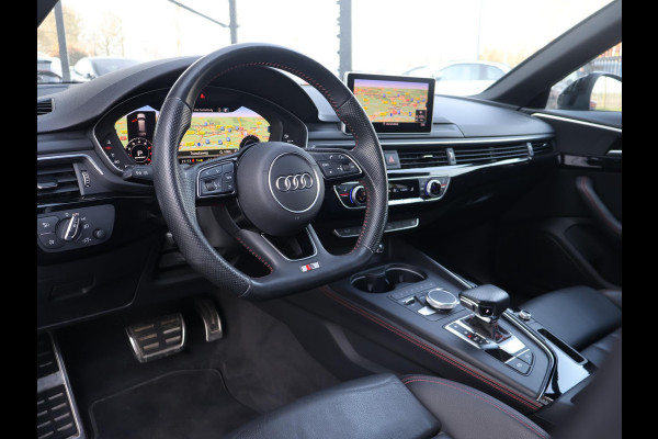 Audi A4 Avant 35 TFSI SPORT S LINE BLACK EDITION QUANTUMGRIJS + LEDER SPORTINTERIEUR | TREKHAAK | 20 INCH