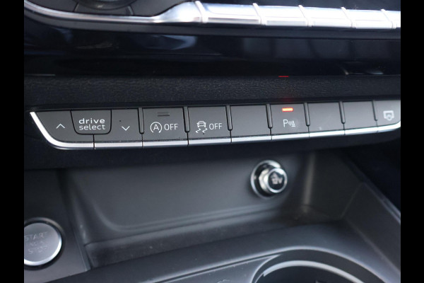 Audi A4 Avant 35 TFSI SPORT S LINE BLACK EDITION QUANTUMGRIJS + LEDER SPORTINTERIEUR | TREKHAAK | 20 INCH