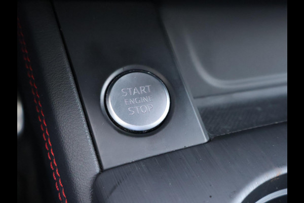 Audi A4 Avant 35 TFSI SPORT S LINE BLACK EDITION QUANTUMGRIJS + LEDER SPORTINTERIEUR | TREKHAAK | 20 INCH