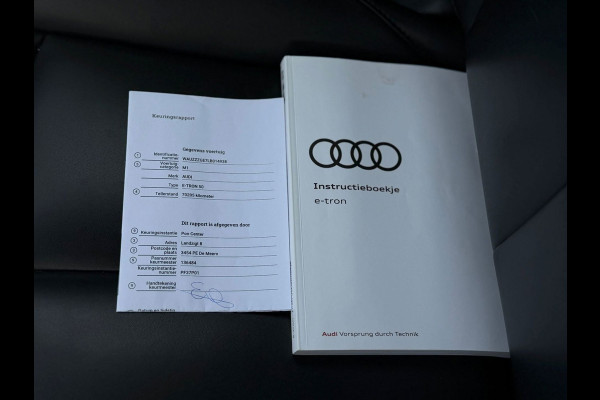 Audi e-tron E-tron 50 quattro Launch Sport edition, lederen interieur, stoelverwarming,luchtvering, NL auto met nationale auto pas