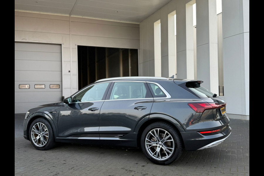 Audi e-tron E-tron 50 quattro Launch Sport edition, lederen interieur, stoelverwarming,luchtvering, NL auto met nationale auto pas