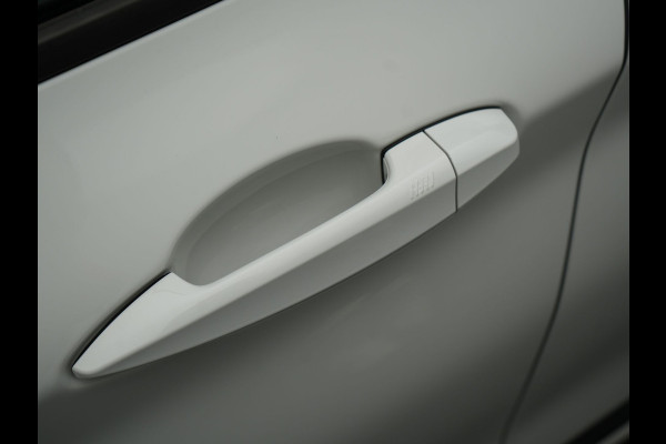 BMW X1 xDrive25e Sportline Plug In Hybrid 221pk Dealer O.H. PHEV | Trekhaak Afn. | Camera | Sportstoelen Memory & Verwarmd | Keyless | Sfeerverlichting | Adaptive LED | Cruise Control | Navigatie | DAB |