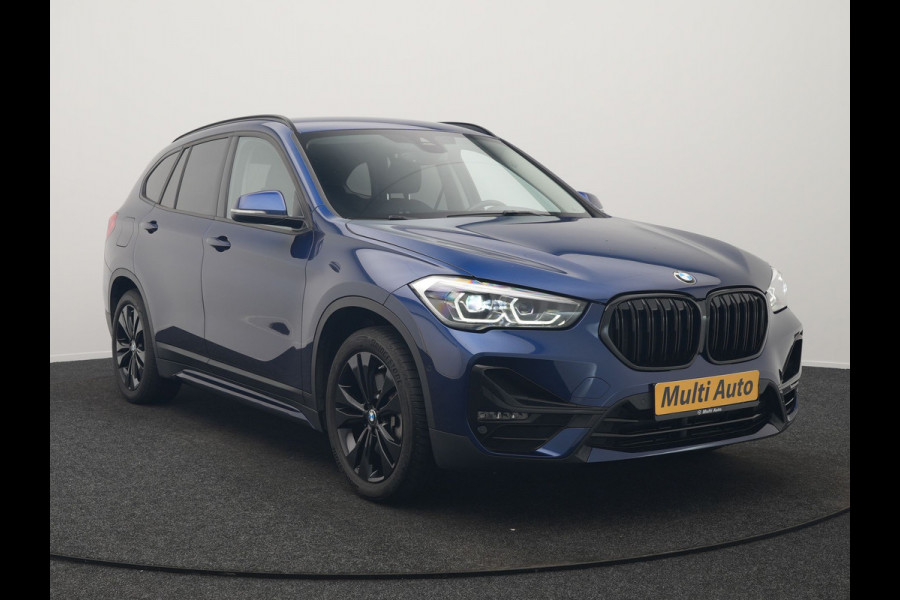 BMW X1 xDrive25e Sportline PHEV 221pk Dealer O.H. | Trekhaak Afn. | Adaptive Cruise | Camera | Sportstoelen Verwarmd | Sfeerverlichting | Keyless | LED Koplampen | Navigatie | DAB | Plug In Hybrid