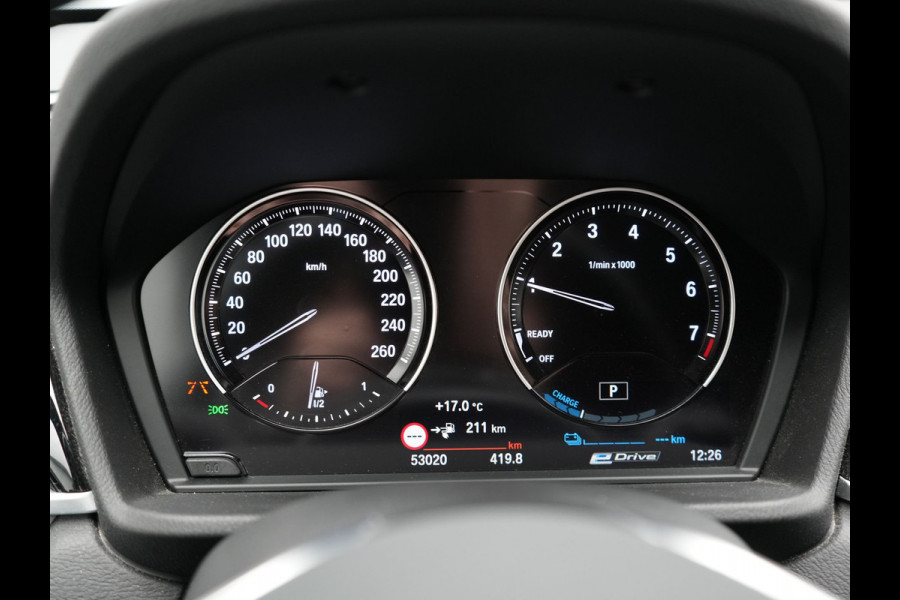 BMW X1 xDrive25e Sportline PHEV 221pk Dealer O.H. | Trekhaak Afn. | Adaptive Cruise | Camera | Sportstoelen Verwarmd | Sfeerverlichting | Keyless | LED Koplampen | Navigatie | DAB | Plug In Hybrid