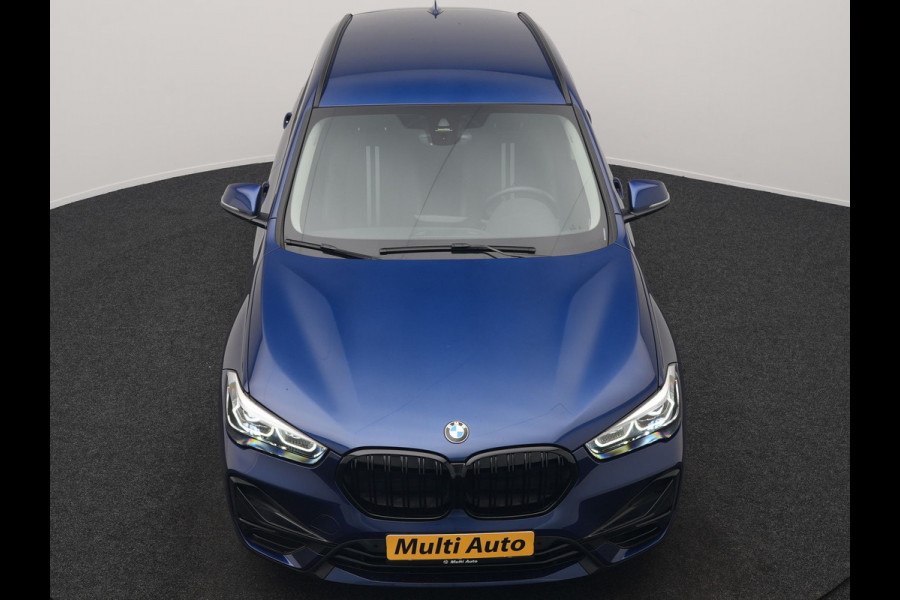 BMW X1 xDrive25e Sportline PHEV 221pk Dealer O.H. | Trekhaak Afn. | Adaptive Cruise | Camera | Sportstoelen Verwarmd | Sfeerverlichting | Keyless | LED Koplampen | Navigatie | DAB | Plug In Hybrid