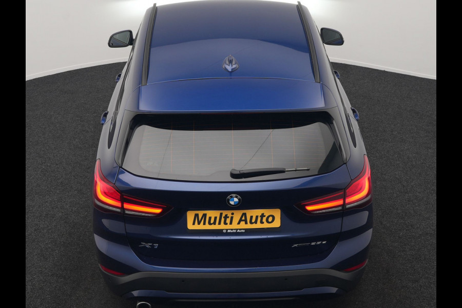 BMW X1 xDrive25e Sportline PHEV 221pk Dealer O.H. | Trekhaak Afn. | Adaptive Cruise | Camera | Sportstoelen Verwarmd | Sfeerverlichting | Keyless | LED Koplampen | Navigatie | DAB | Plug In Hybrid