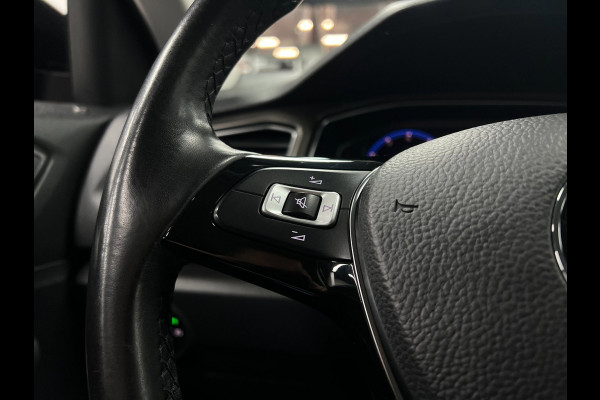 Volkswagen T-Roc 1.0 TSI | Carplay | Clima |Virtual Cockpit|