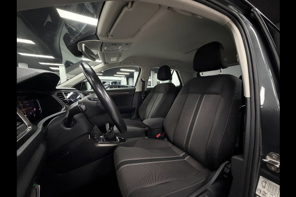 Volkswagen T-Roc 1.0 TSI | Carplay | Clima |Virtual Cockpit|