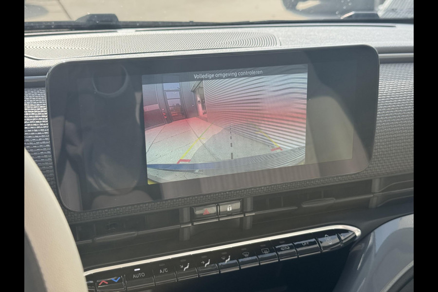 Fiat 500E La Prima 42 kWh Fiat 500e La Prima Leder | 17" | Pack Winter | Schuif/Kantel dak | Subsidie € 2.000,-