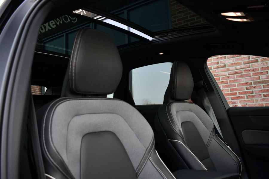 Volvo XC60 2.0 T6 Plug-in AWD Ultra Black Edition Pano ACC HUD 360 H/K 21inch Stuurverw