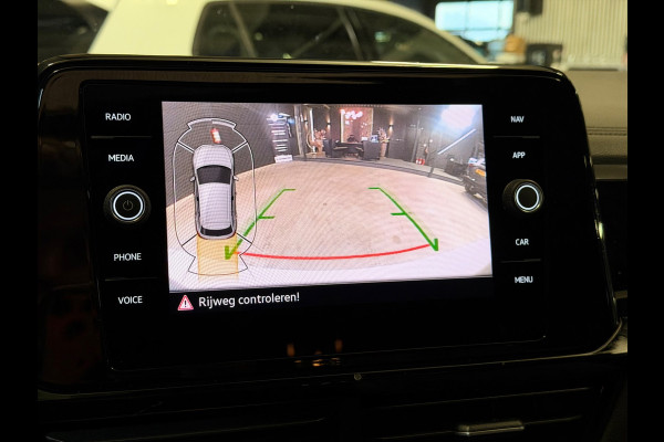 Volkswagen T-Roc 1.5 TSI 3X R-Line|PANO|ACC|CAM|BOMVOL!