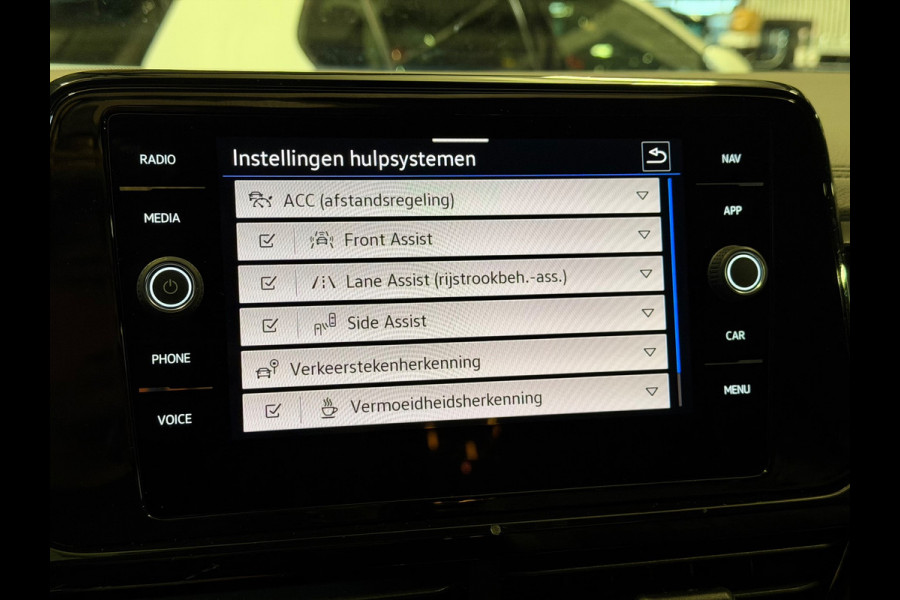 Volkswagen T-Roc 1.5 TSI 3X R-Line|PANO|ACC|CAM|BOMVOL!