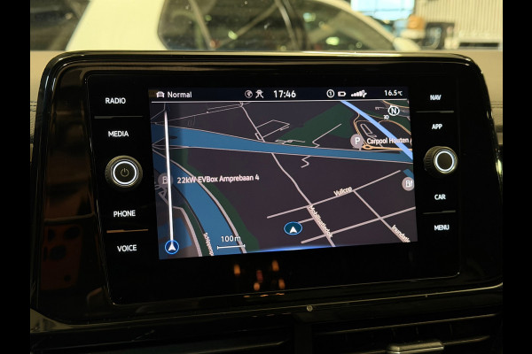 Volkswagen T-Roc 1.5 TSI 3X R-Line|PANO|ACC|CAM|BOMVOL!