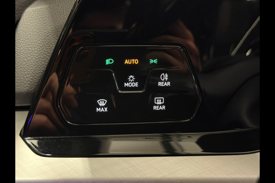 Volkswagen Golf 1.5 eTSI Life Business|PANORAMA