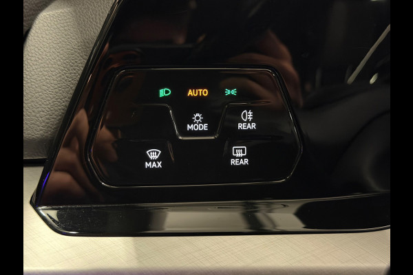 Volkswagen Golf 1.5 eTSI Life Business|PANORAMA