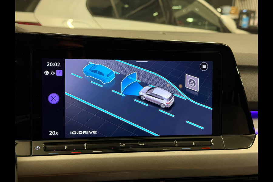 Volkswagen Golf 1.5 eTSI Life Business|PANORAMA