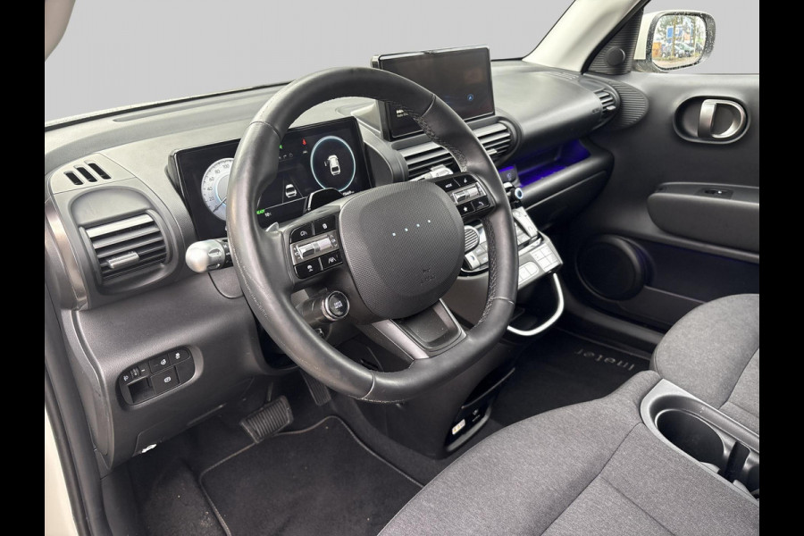 Hyundai Inster Evolve Sky Plus 49 kWh | All Season banden | Stuur- en stoelverwarming