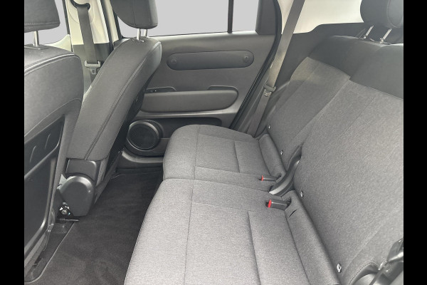 Hyundai Inster Evolve Sky Plus 49 kWh | All Season banden | Stuur- en stoelverwarming