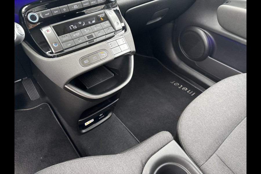 Hyundai Inster Evolve Sky Plus 49 kWh | All Season banden | Stuur- en stoelverwarming