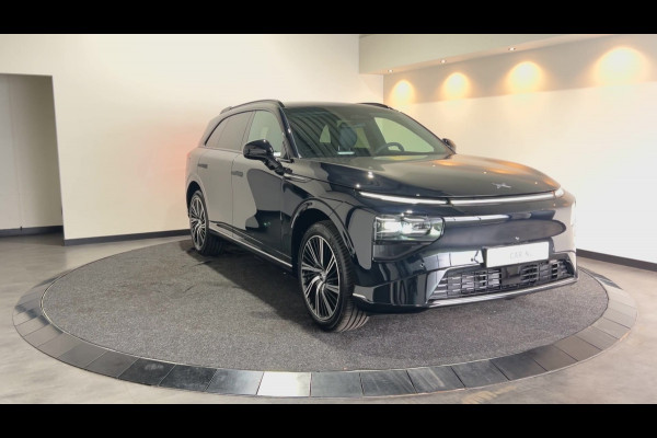 XPeng G9 RWD Long Range 94.6 kWh Trekhaak, 21 inch velgen, Stoelventilatie, Panoramadak, Trekhaak