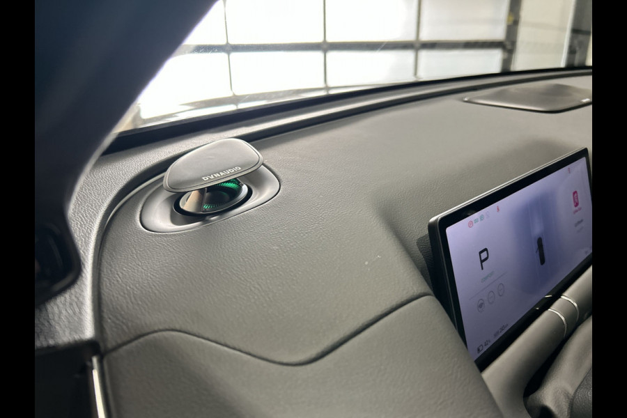 XPeng G9 RWD Long Range 94.6 kWh Trekhaak, 21 inch velgen, Stoelventilatie, Panoramadak, Trekhaak