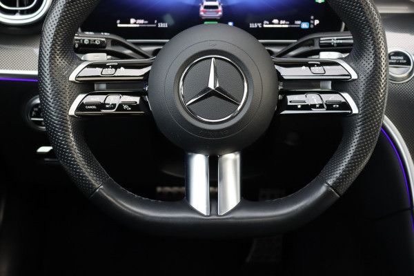 Mercedes-Benz C-Klasse Estate 300 e AMG Line Premium+ | Distronic+ | Panoramadak | Trekhaak | Memory | HUD | Digital Light | Verwarmd Stuurwiel | Advanced Sound System | Keyless Go | Surround Camera |