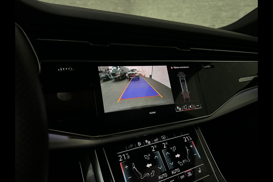 Audi Q7 55 TFSI e S-Line | Panorama | Leder | Luchtvering | LED-Matrix | Keyless-Go | 22 inch | Memory | Stoelverwarming V+A | Camera | Virtual-Cockpit | 3-Zone Clima | Draadloos Laden | Standkachel | Getint Glas |