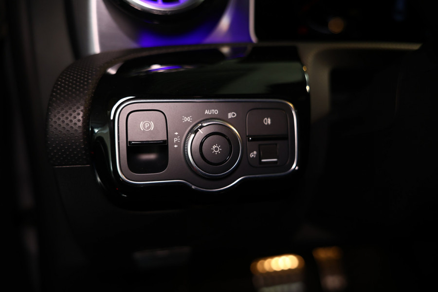 Mercedes-Benz CLA-Klasse 200 Premium Plus PANO BURMESTER MEMORY SFEER VIRTUAL '20