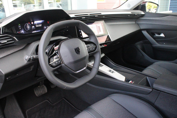 Peugeot 308 SW 1.2 MILD Hybrid 145PK e-DCS6 ALLURE | KEYLESS ENTRY/START | DRAADLOZE APPLE CARPLAY/ANDROID AUTO | NAVIGATIE | CLIMATE CONTROL | LICHTMETALEN VELGEN 17" | LED KOPLAMPEN | 360° CAMERA | ADAPTIVE CRUISE CONTROL | DODEHOEK DETCTIE | DRAADLOZE TELEFOONLADER |