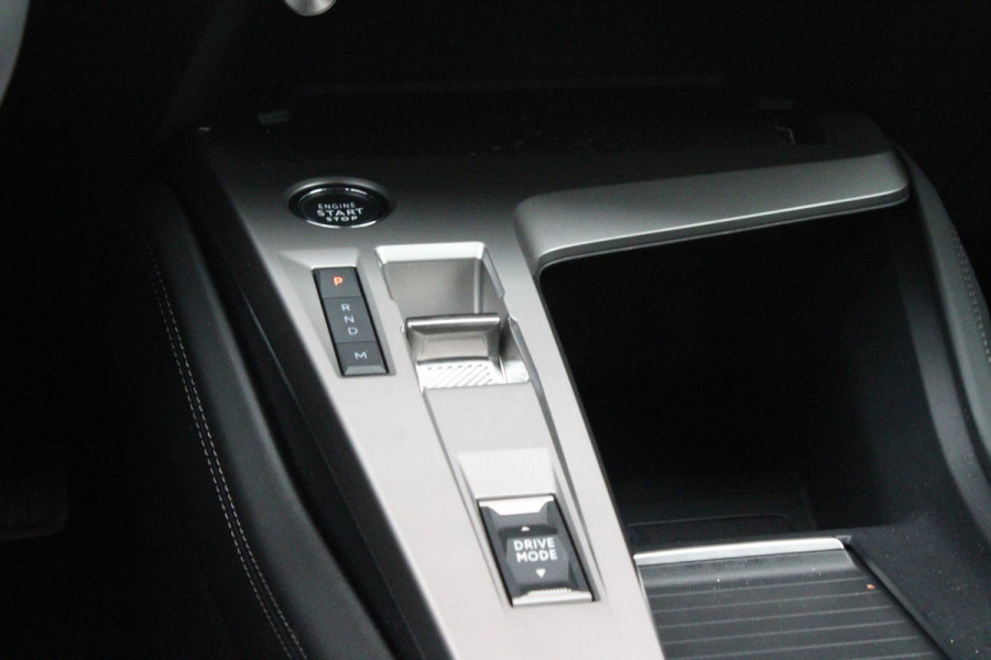 Peugeot 308 SW 1.2 MILD Hybrid 145PK e-DCS6 ALLURE | KEYLESS ENTRY/START | DRAADLOZE APPLE CARPLAY/ANDROID AUTO | NAVIGATIE | CLIMATE CONTROL | LICHTMETALEN VELGEN 17" | LED KOPLAMPEN | 360° CAMERA | ADAPTIVE CRUISE CONTROL | DODEHOEK DETCTIE | DRAADLOZE TELEFOONLADER |