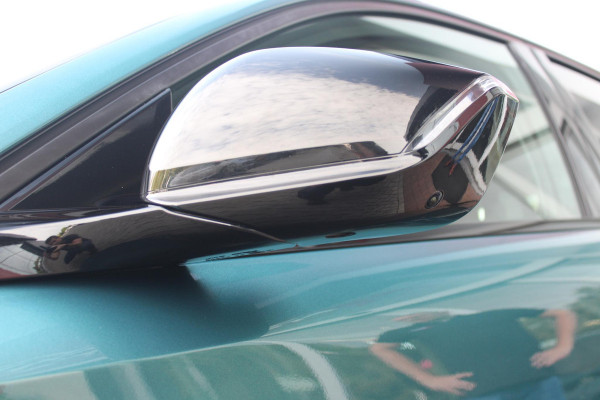 Peugeot 308 SW 1.2 MILD Hybrid 145PK e-DCS6 ALLURE | KEYLESS ENTRY/START | DRAADLOZE APPLE CARPLAY/ANDROID AUTO | NAVIGATIE | CLIMATE CONTROL | LICHTMETALEN VELGEN 17" | LED KOPLAMPEN | 360° CAMERA | ADAPTIVE CRUISE CONTROL | DODEHOEK DETCTIE | DRAADLOZE TELEFOONLADER |