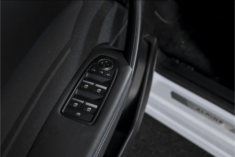 Renault Captur 1.3 mild hybrid 160 esprit Alpine - Automaat | S/K-Panodak | Dig. Cockpit | Adapt. Cruise | Stoel-+Stuurverw. | PDC | Camera | NAV + App. Connect | ECC | LM 19" | 4252