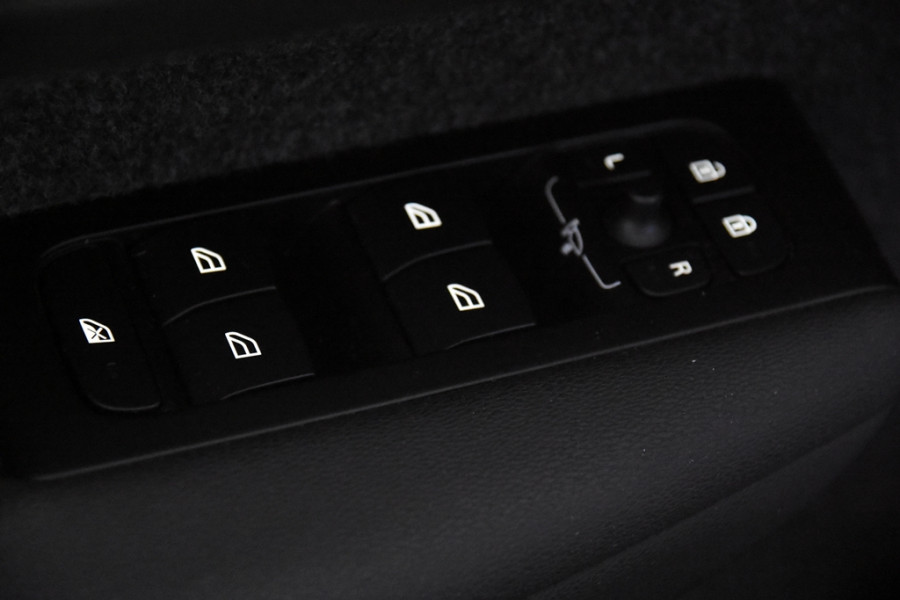 Volvo XC40 T4 Recharge Inscription *1ste Eigenaar*Leer*Navigatie*Standkachel*