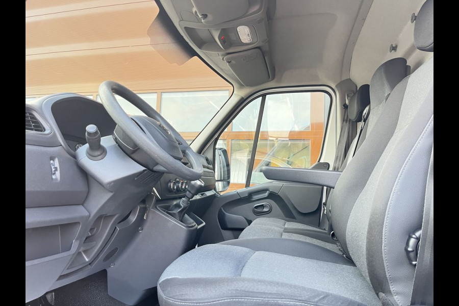 Nissan Interstar 2.3 dCi 136pk E6 L2H2 N-Connecta 3p BPM Vrij! Lease €294 p/m, Navi, Camera, PDC, Airco, Trekhaak, Cruise controle, Onderhoudshistorie aanwezig