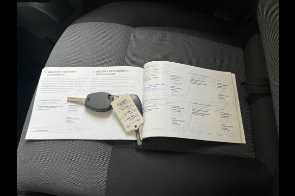 Nissan Interstar 2.3 dCi 136pk E6 L2H2 N-Connecta 3p BPM Vrij! Lease €294 p/m, Navi, Camera, PDC, Airco, Trekhaak, Cruise controle, Onderhoudshistorie aanwezig