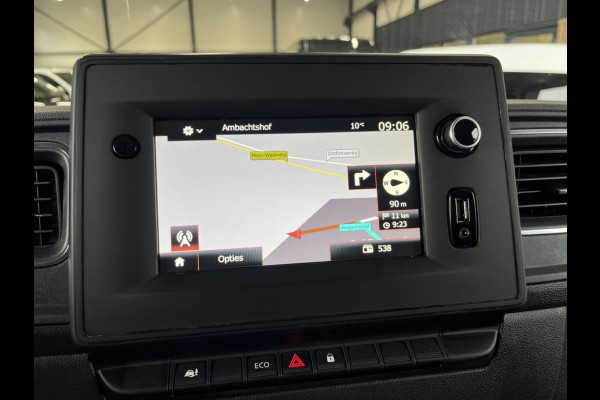 Nissan Interstar 2.3 dCi 136pk E6 L2H2 N-Connecta 3p BPM Vrij! Lease €294 p/m, Navi, Camera, PDC, Airco, Trekhaak, Cruise controle, Onderhoudshistorie aanwezig