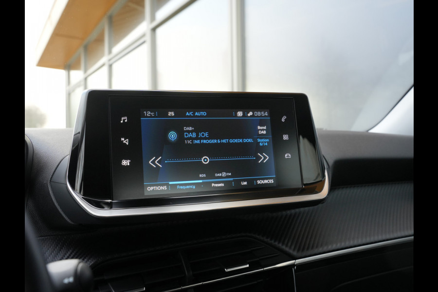 Peugeot 2008 1.2 PureTech Active Pack | Climate | DAB+ | LED |