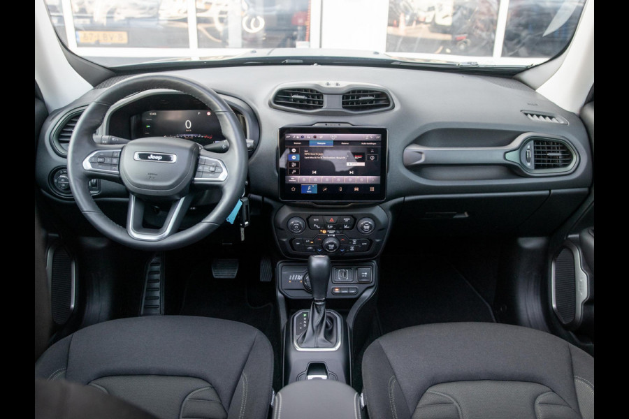 Jeep Renegade 4xe 240 Plug-in Hybrid Electric The North Star | Schuif/Kanteldak | Winter Pack | Techno Green