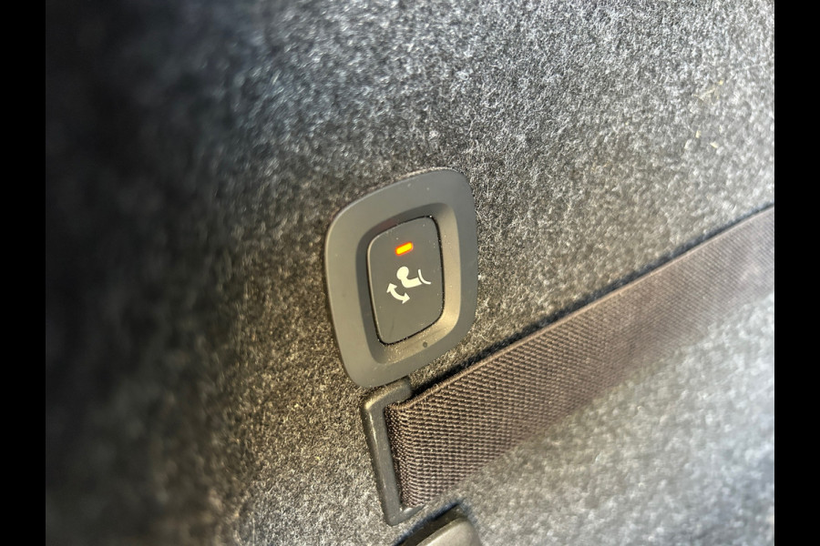 Polestar 2 Long Range Dual Motor Launch Edition 78kWh 91% SOH Trekhaak 1e Eig NL-Auto Rijklaarprijs!