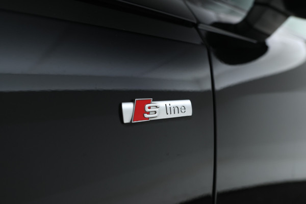 Audi A4 Avant 35 TDI S edition 136PK Virtual, Leder, Climate,