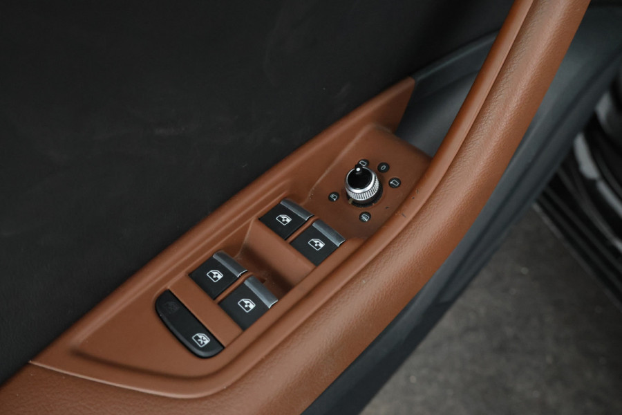 Audi A4 Avant 35 TDI S edition 136PK Virtual, Leder, Climate,