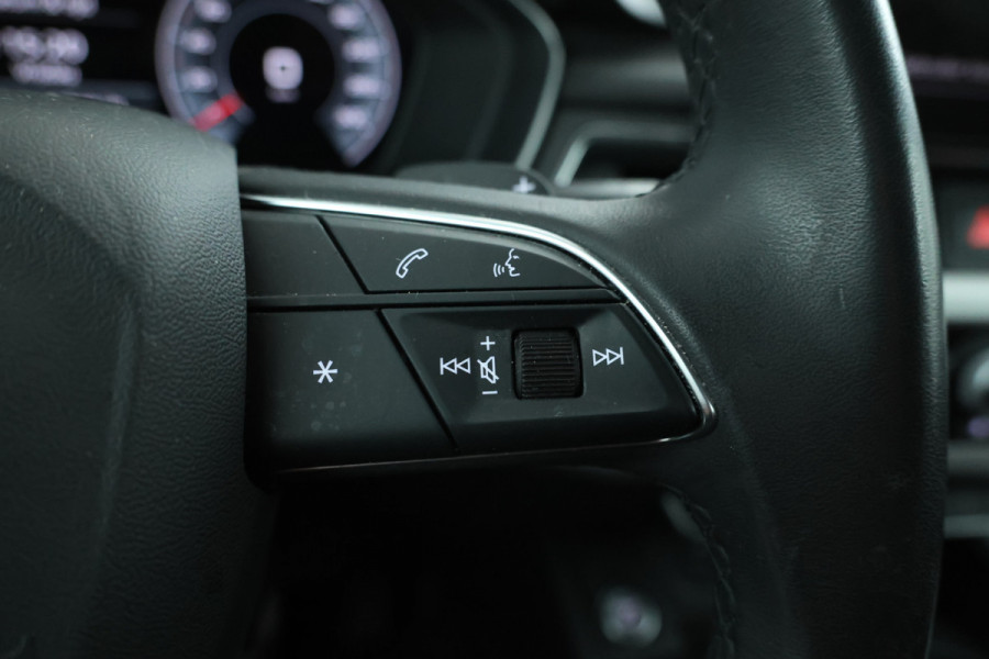 Audi A4 Avant 35 TDI S edition 136PK Virtual, Leder, Climate,