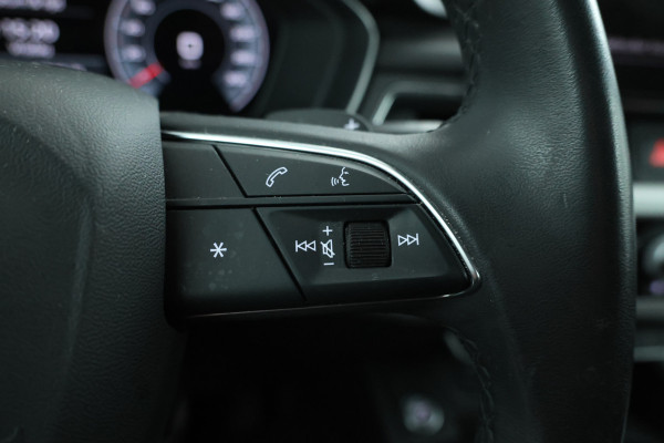 Audi A4 Avant 35 TDI S edition 136PK Virtual, Leder, Climate,