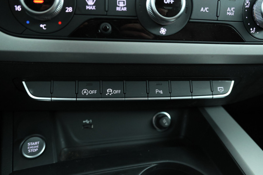 Audi A4 Avant 35 TDI S edition 136PK Virtual, Leder, Climate,