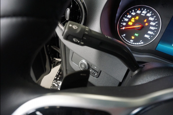 Mercedes-Benz Sprinter 211 1.9 CDI L2H2 FWD Automaat 9-G tronic Airco Navi Camera Cruisecontrol 3Zits Electra pakket DAB