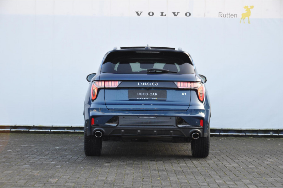 Lynk & Co 01 1.5 Rolhoes / zwarte dakhemel / 360 Camera / Adaptieve cruise control / Elektrische stoelen / BLIS / Stoelverwarming / Elektrische achterklep / Climate control / Parkeersensoren met camera / Regensensor / Keyless entry /