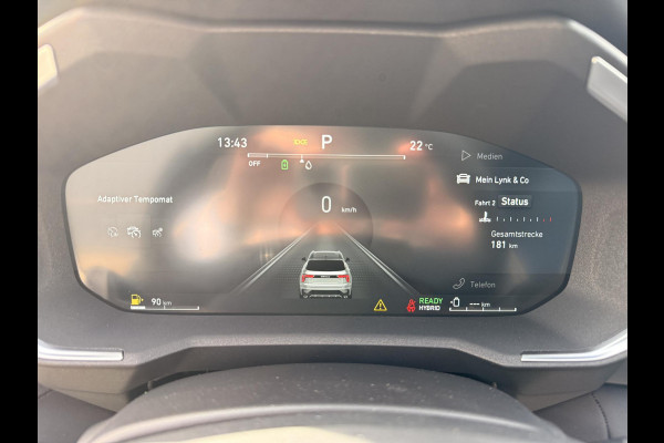 Lynk & Co 01 1.5 Rolhoes / zwarte dakhemel / 360 Camera / Adaptieve cruise control / Elektrische stoelen / BLIS / Stoelverwarming / Elektrische achterklep / Climate control / Parkeersensoren met camera / Regensensor / Keyless entry /