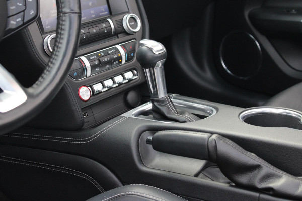 Ford Mustang Convertible 5.0 V8 GT 450pk | EU versie | Voorstoelen verwarmd en geventileerd | Bang&Olufsen | Achteruitrijcamera | Adaptive cruise control